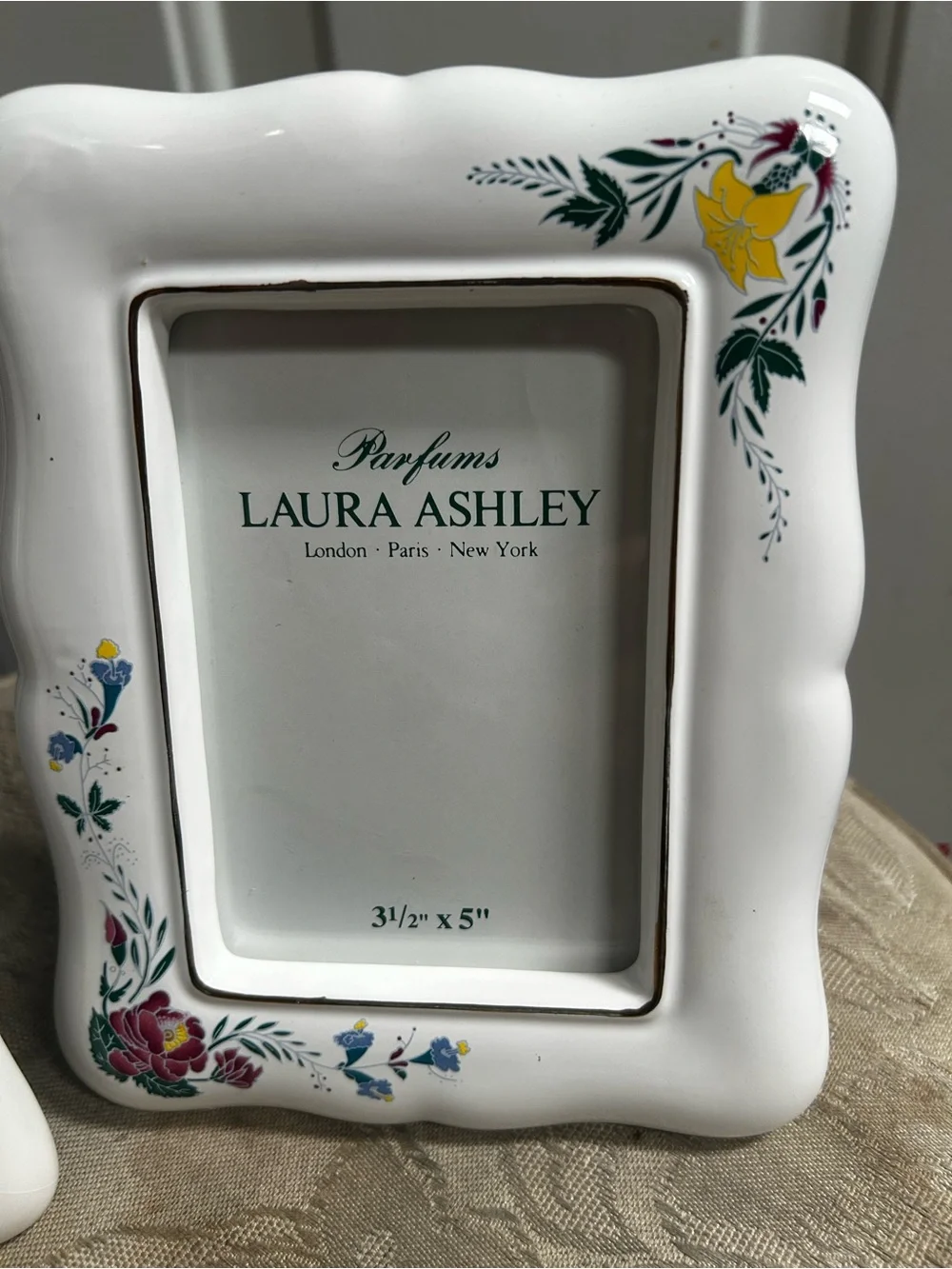 Laura Ashley pair laura